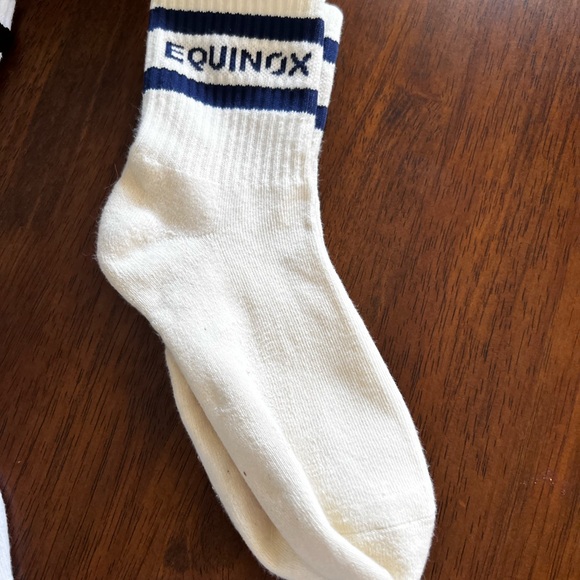 Equinox Gym merch bundle. - Picture 4 of 10